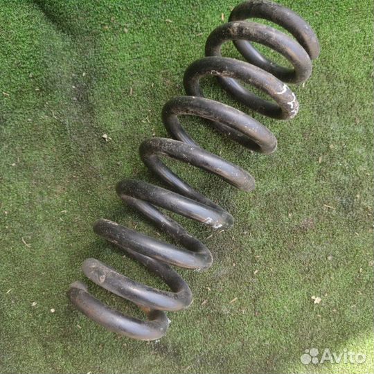 Пружина задняя Suzuki Grand Vitara/Escudo TD54