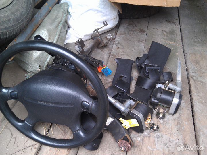 Мазда 626 руль + ремни безопасности