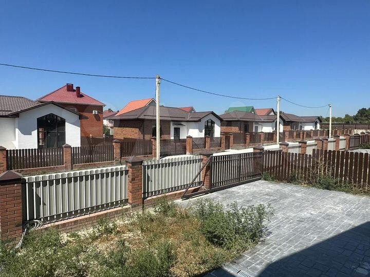 Дом 187 м² на участке 4,5 сот.