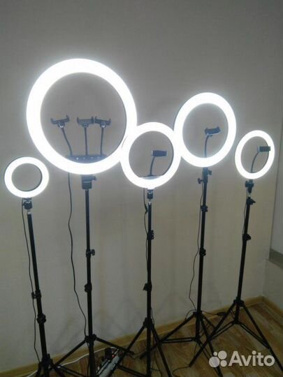 Кольцевая лампа 26-45 см в наличии