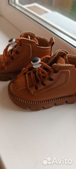Ботинки демисезонные для девочки 24 р