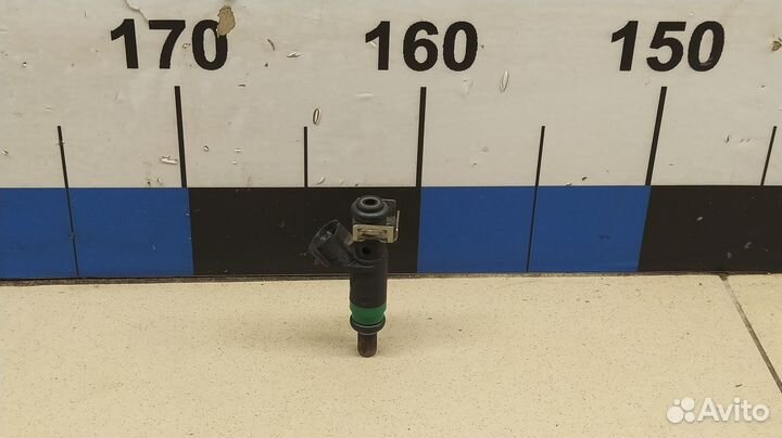 Форсунка инжекторная электрическая A6 C6,4F 2005-2