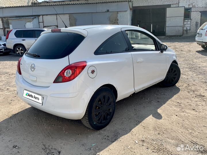 Opel Corsa 1.4 AT, 2011, 85 000 км