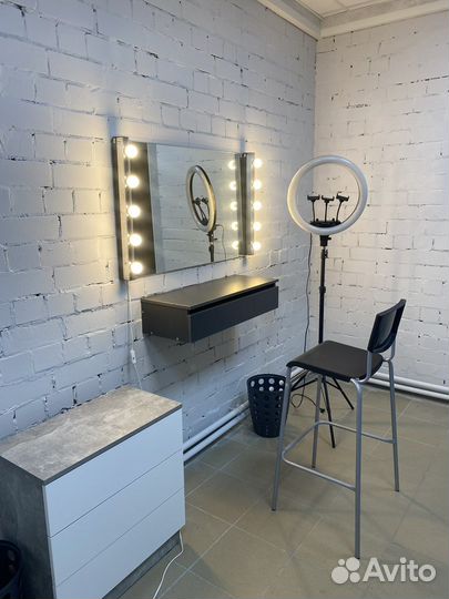 Рабочее место бровисту/визажисту