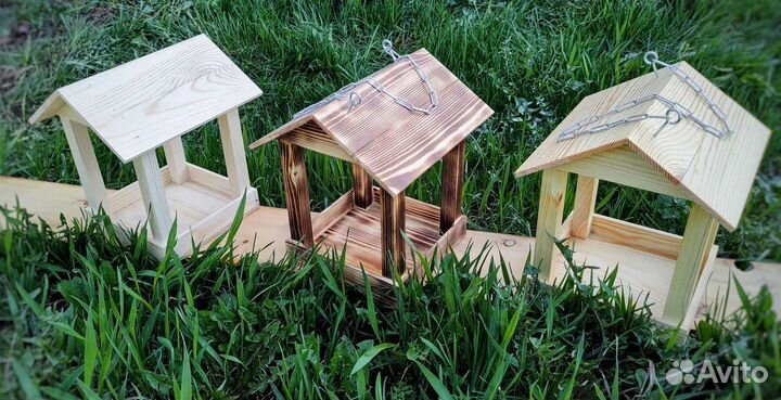 Кормушка для птиц из дерева