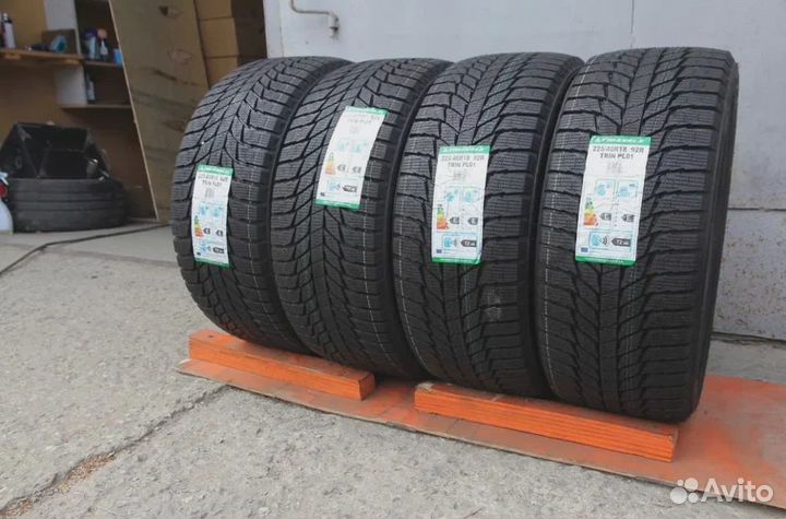 Triangle PL01 225/40 R18 92R