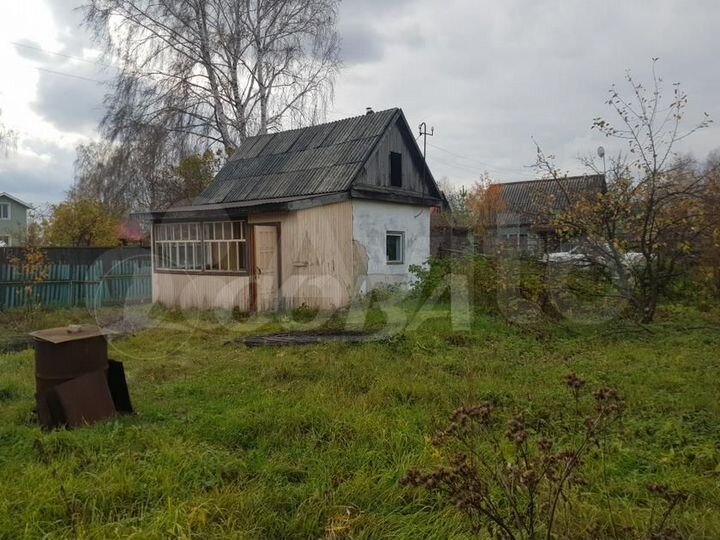 Дача 20 м² на участке 4 сот.