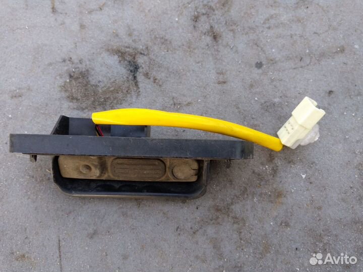 Кнопка открывания багажника Mitsubishi Outlander 3