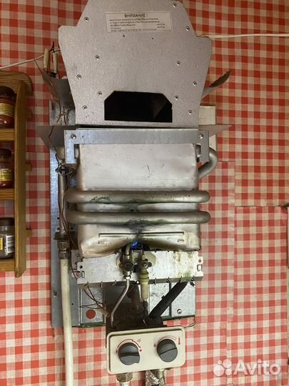 Газовая колонка Mora Top Vega 10