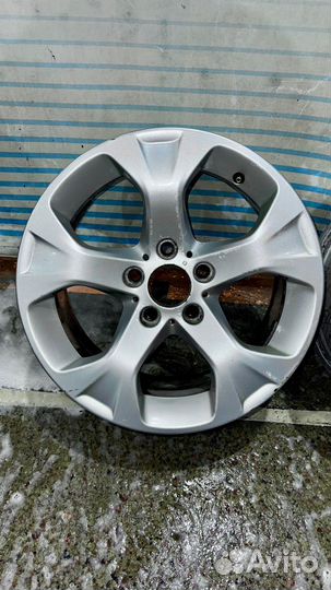 Диски BMW X1 R17 (серебристые)