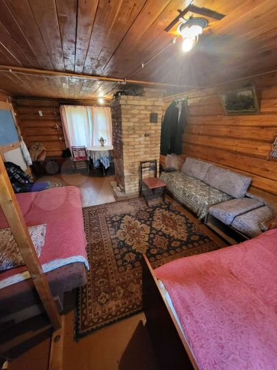 Дом 30 м² на участке 8 сот.