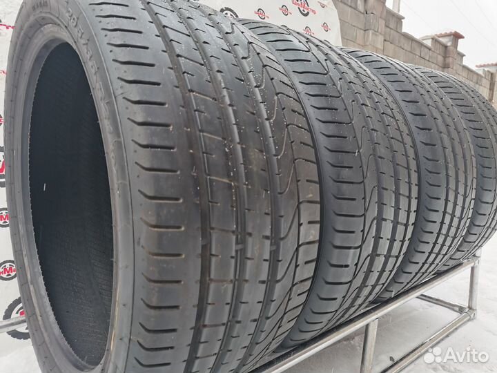 Pirelli P Zero 295/35 R21