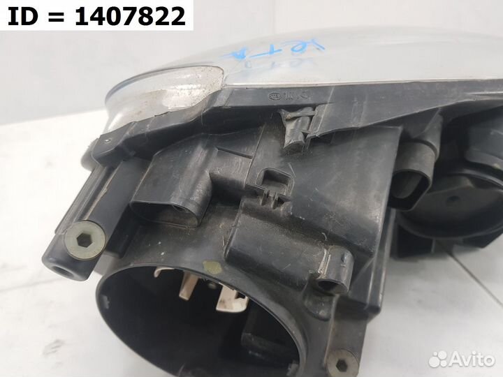 Фара левая Volkswagen Jetta