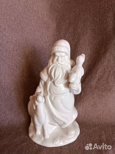 Статуэтка фарфор санта дед мороз
