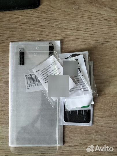 Продам защитное стекло на Самсунг А51