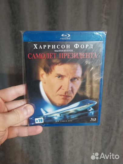 Фильм Самолет президента на Blu-ray