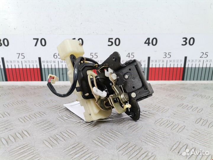 Замок крышки багажника для Mazda Premacy