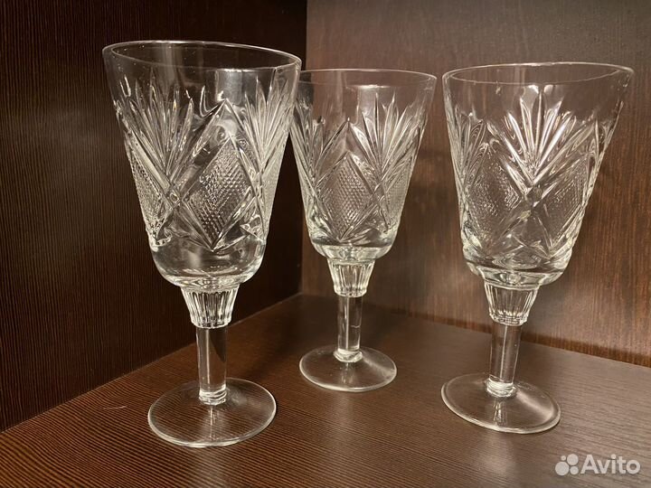 Хрустальные рюмки фужеры