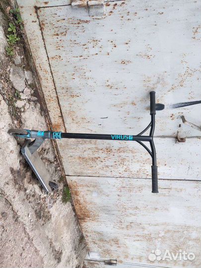 Трюковой самокат Tech Team Virus