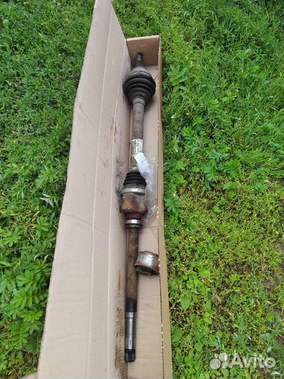 Полуось, передняя правая