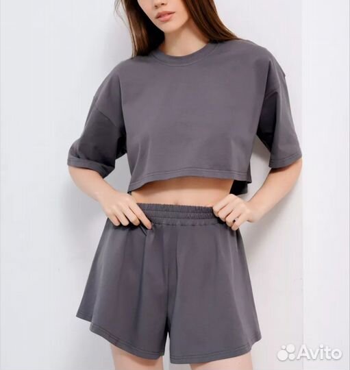 Костюм женский