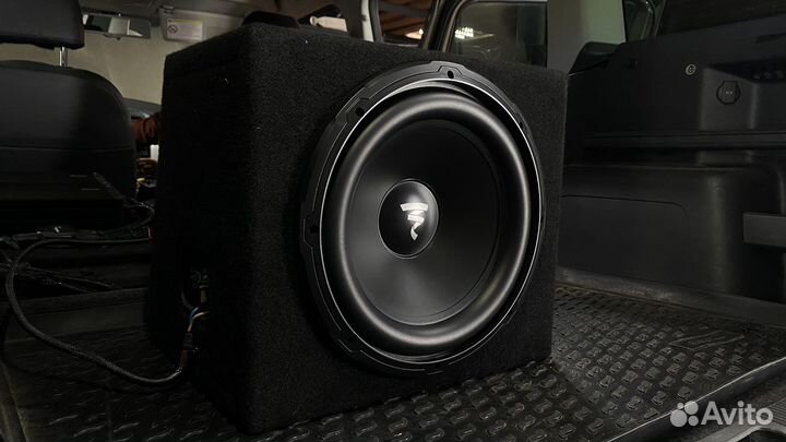 Установка сабвуфера в авто