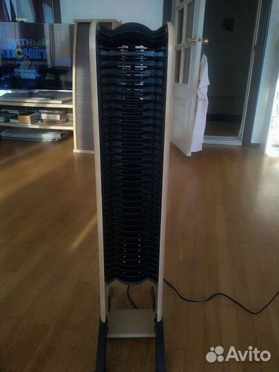 Электрическая стойка для сd дисков