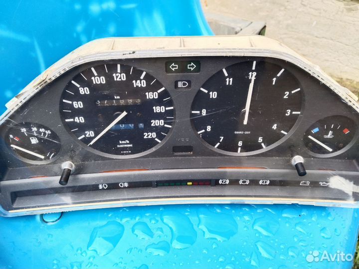 Приборная панель бмв Е30