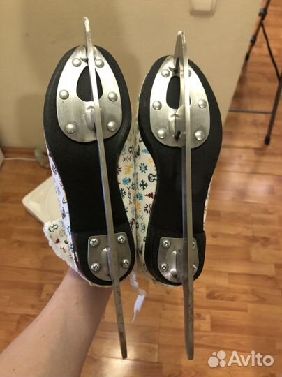 Коньки детские