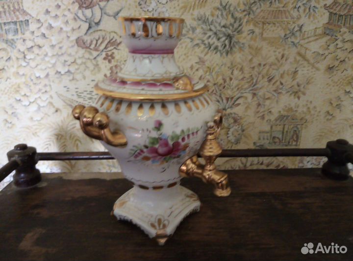 Самовар фарфоровый сувенирный, гжель