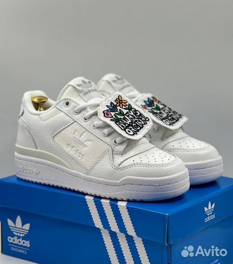 Кроссовки Adidas Forum low женские