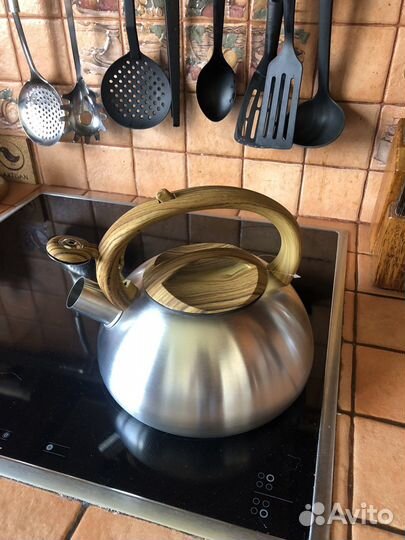 Чайник со свистком