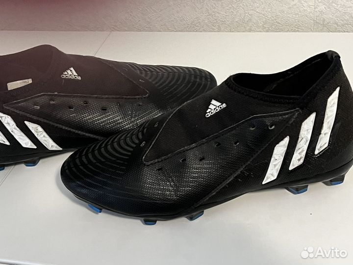 Бутсы adidas predator