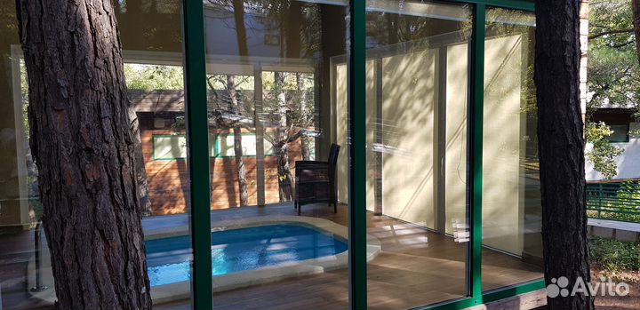 Сауна с бассейном