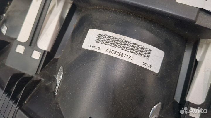 Щиток приборов Mercedes E W212, 2010