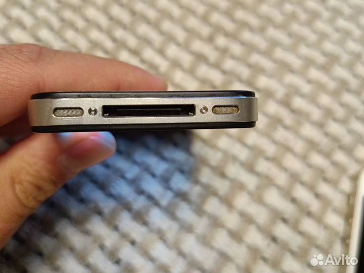 iPhone 4, 32 ГБ