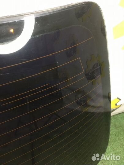 Стекло заднее Nissan Bluebird SU14 CD20 2.0 2000