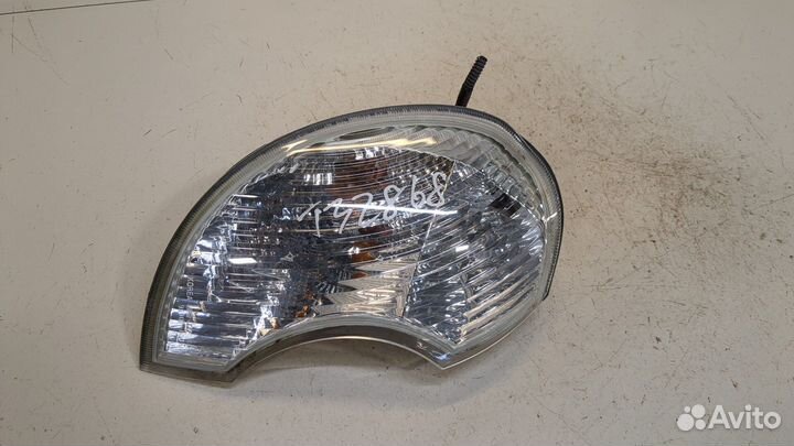 Поворот Hyundai Terracan, 2005