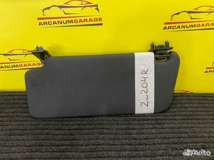 Козырек солнцезащитный правый Mercedes 204 W204