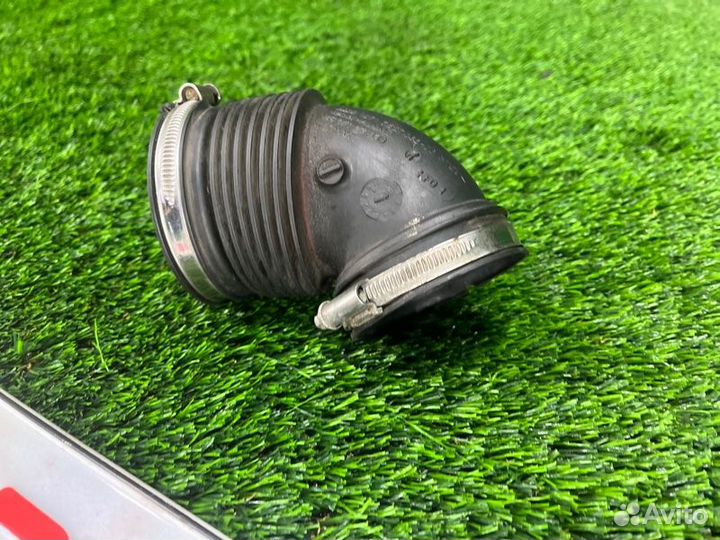 Патрубок впускной системы Bmw 1 E87 N45B16 2005