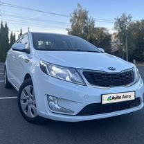 Kia Rio 1.4 AT, 2014, 147 000 км, с пробегом, цена 930 000 руб.