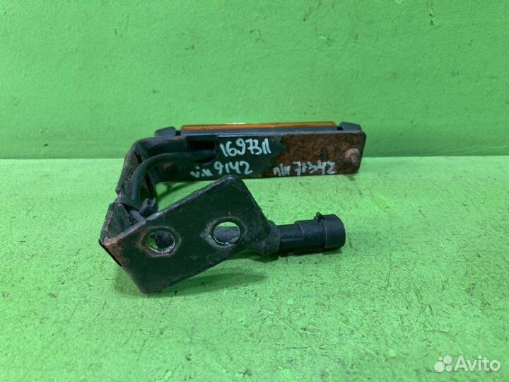 Кронштейн габаритного фонаря DAF XF105