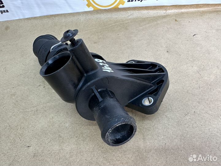 Корпус термостата Volkswagen Passat B6