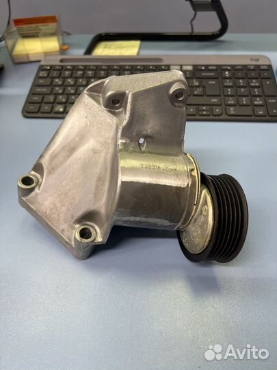 Ролик руч.ремня ford focus 1.4,1.6L 16V 1998 с н