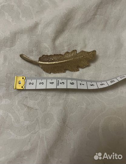 Заколка перо