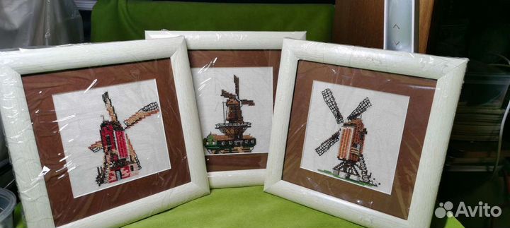 Подарки.Вышитые мельницы, фигурки Мексика,другое