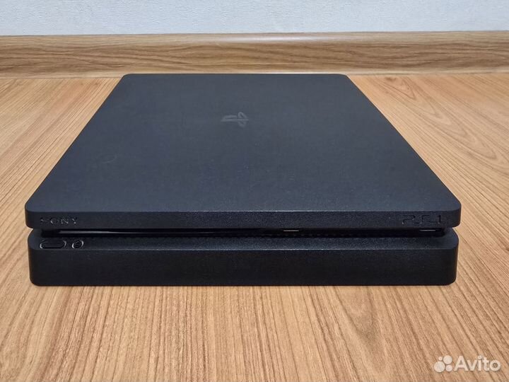 Sony playstation 4 slim 2TB + 2 геймпада