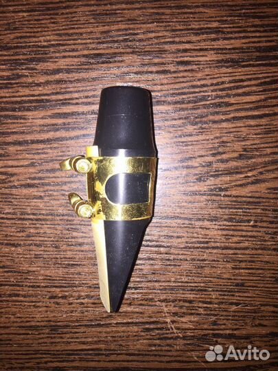 Продам американский саксофон 