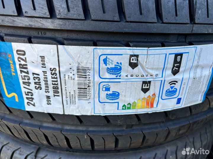 Superia SA37 245/45 R20