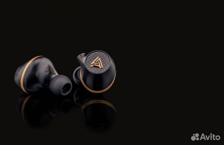 Наушники Audeze
